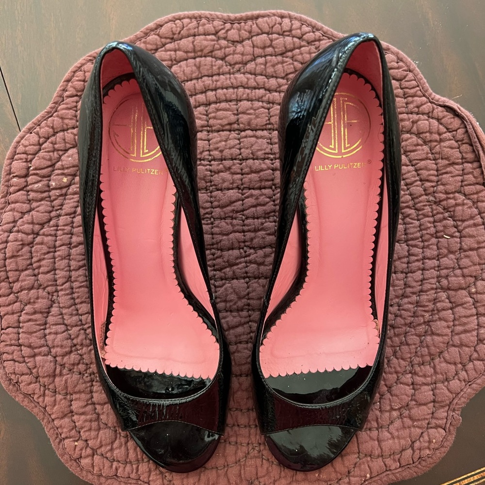 Lilly Pulitzer open toe black patent pumps